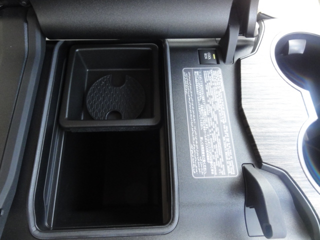 トヨタ　ランドクルーザー300 ZX クールボックス付き JBL　売切り”　_画像7