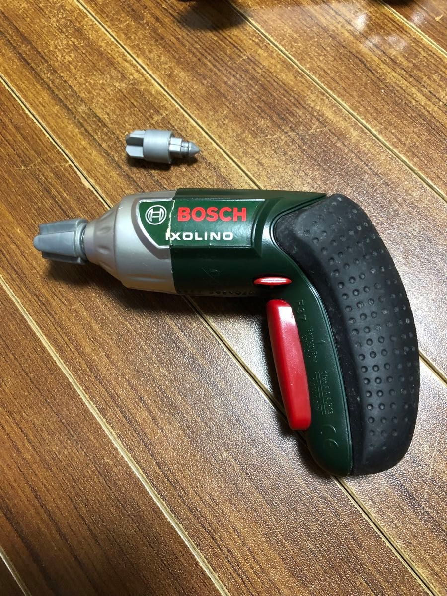 おもちゃ 工具セット Bosch ツールトラック セット 電動ドライバー付き 組み立てキット