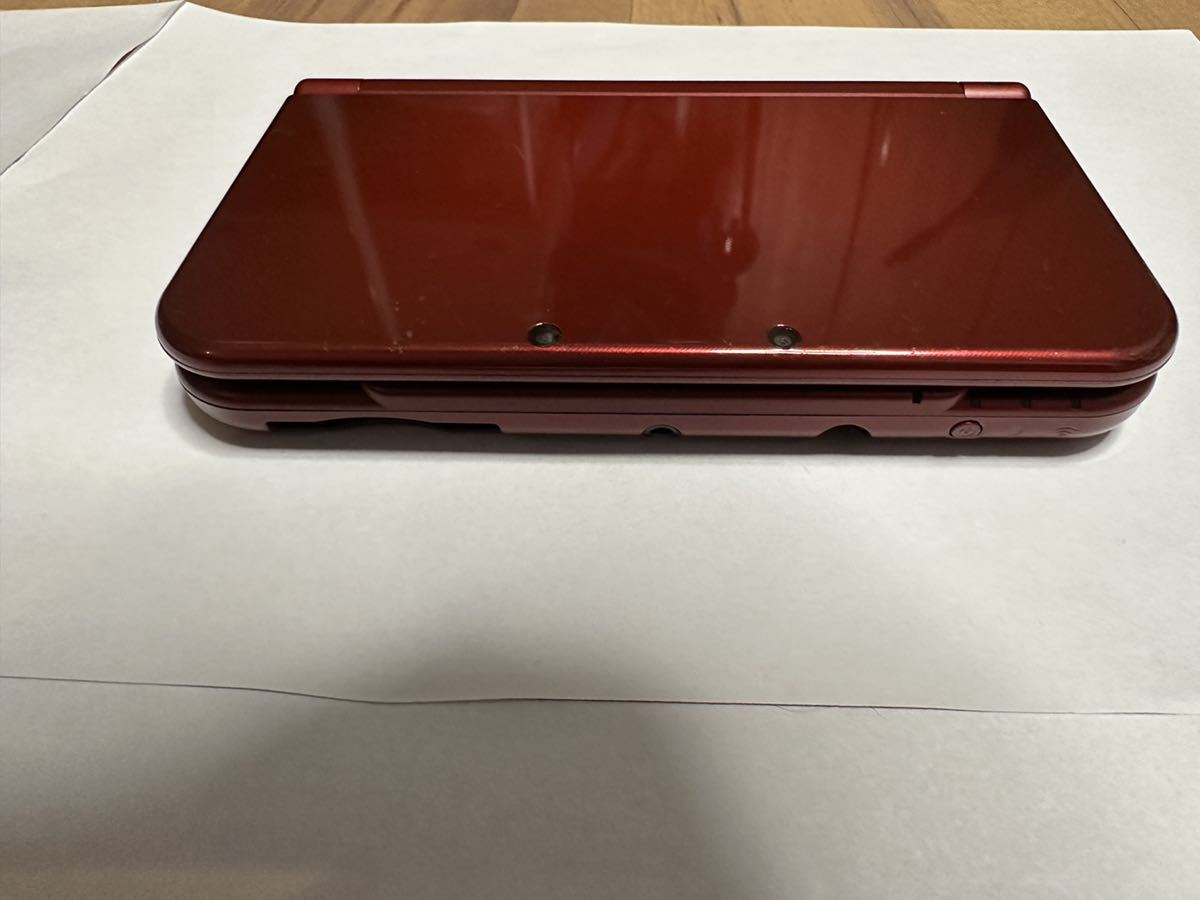 Nintendo（任天堂）newニンテンドー3DS LL 　RED-001　２台　＋ソフト26本