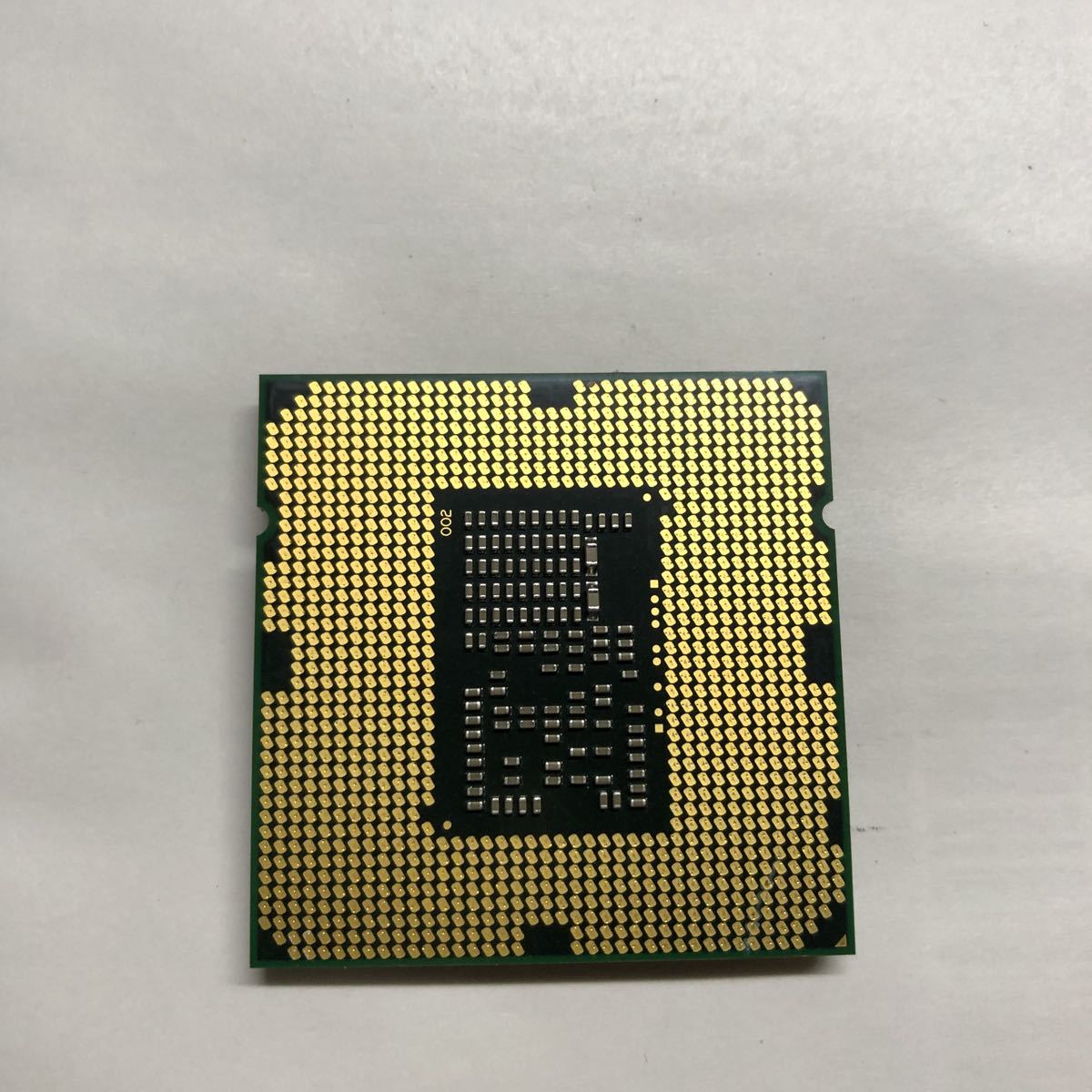 Intel Core i3-550 SLBUD 3.20GHZ /210の画像2