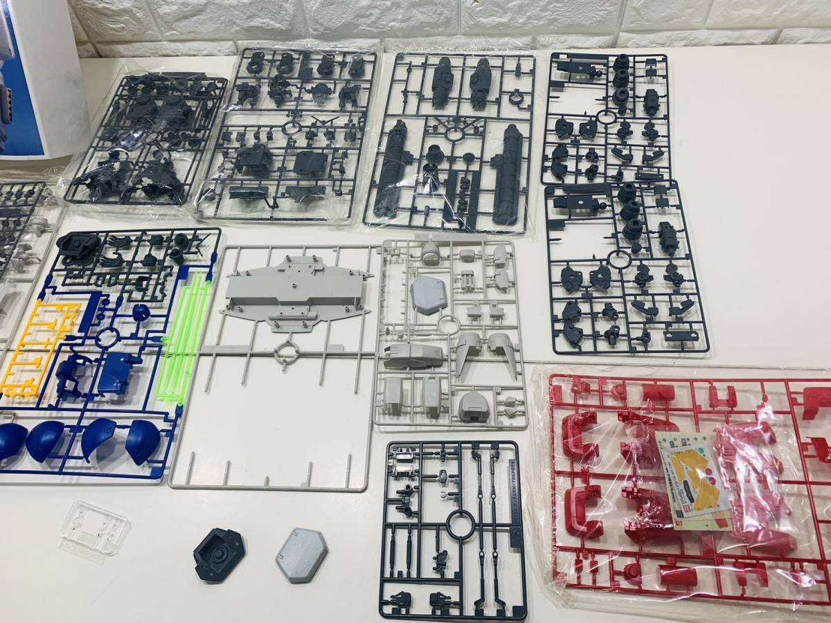 z104★1円～★機動戦士ガンダム ガンプラ プラモデル パーツ バラ 色々ジャンク大量まとめてセット現状品※部品取りにどうぞ※_画像4