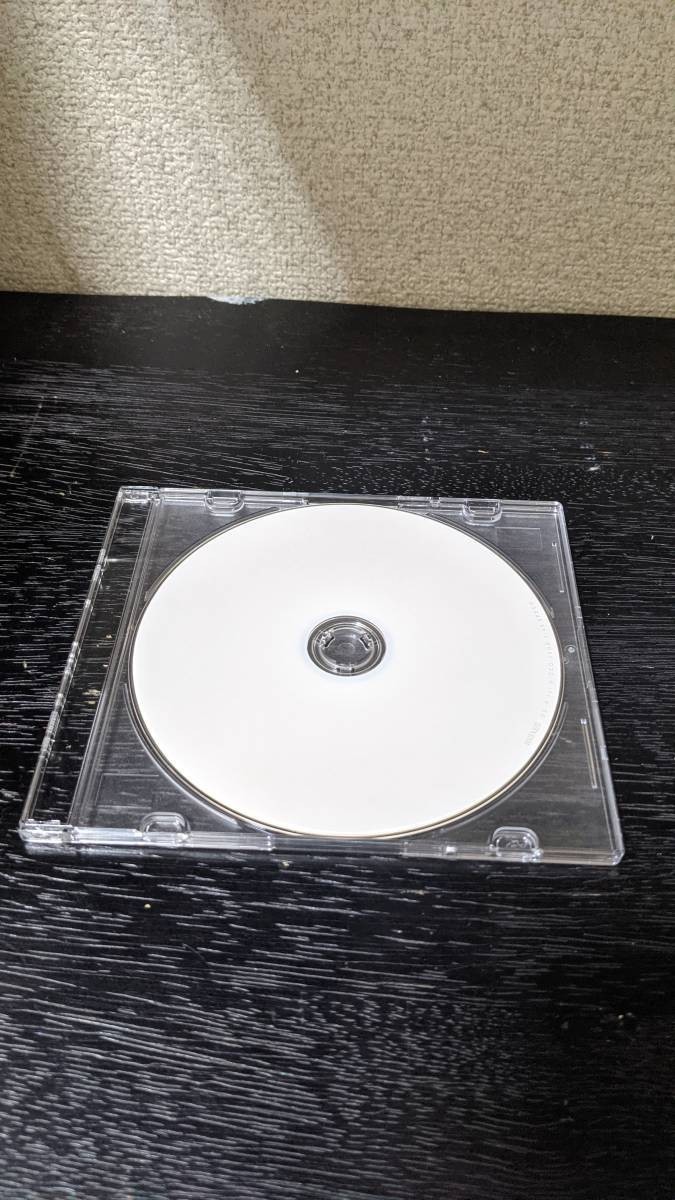 本編をダビングしたBD-Rをお付けします