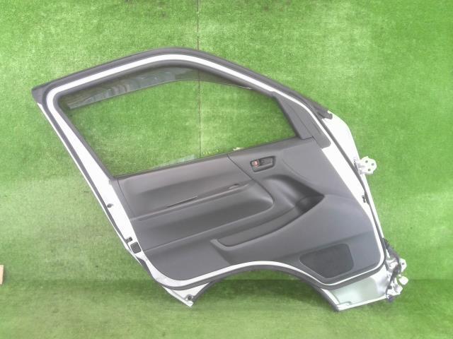 * with visor * Hiace DX 10 person TRH214W left front door passenger's seat door left front door 1E7 67002-26282