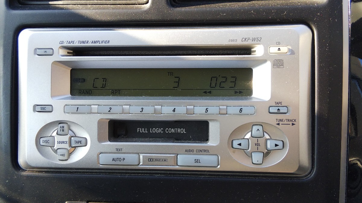 [ defect have ] Toyota original CKP-W52 CD cassette deck wide 2DIN Car Audio CD cassette tape deck 08600-00E10 Daihatsu car also 
