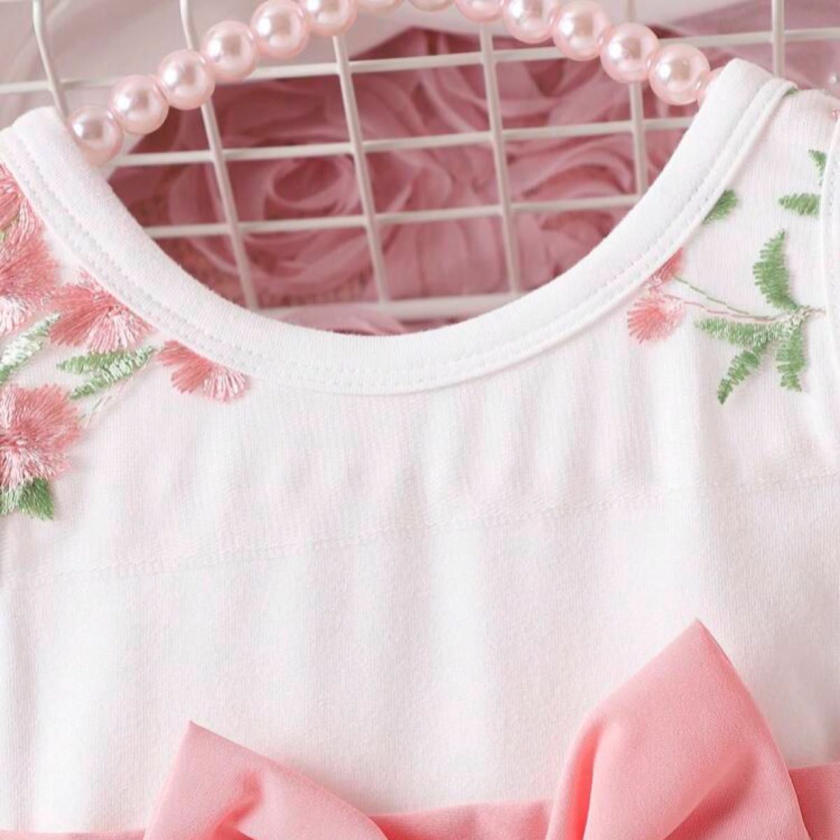 ベビードレス 花柄 刺繍 白 ピンク メッシュ レース  ノースリーブ リボン