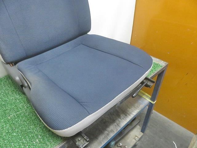 [中古] H24/2 サンバー EBD-TT2 運転席シート 64012TC160NR 360063 /個人宅配送不可_画像2