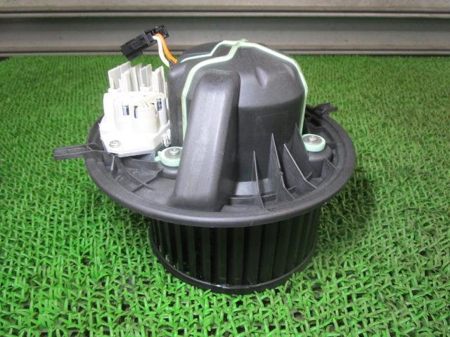 BMW 1 series 116i ABA-UE16 E87 latter term LCI blower motor heater motor 64119227671 /40814