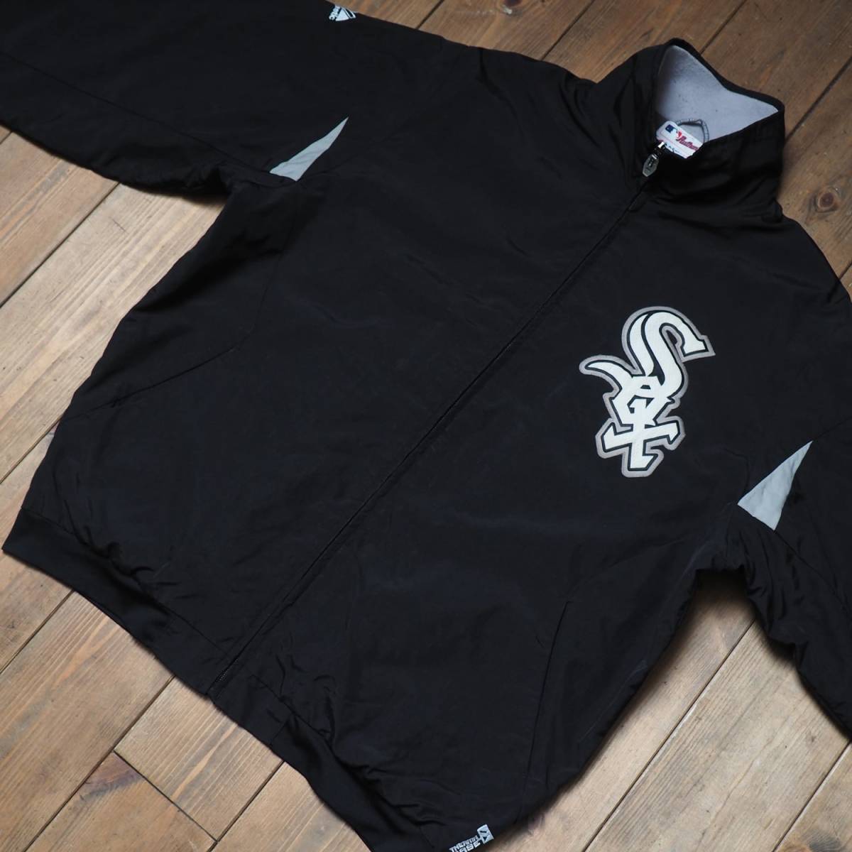 White Sox ホワイトソックス MLB ナイロンジャケット ブルゾン フリース Majestic マジェスティック オフィシャル ブラック M ビンテージ_画像2