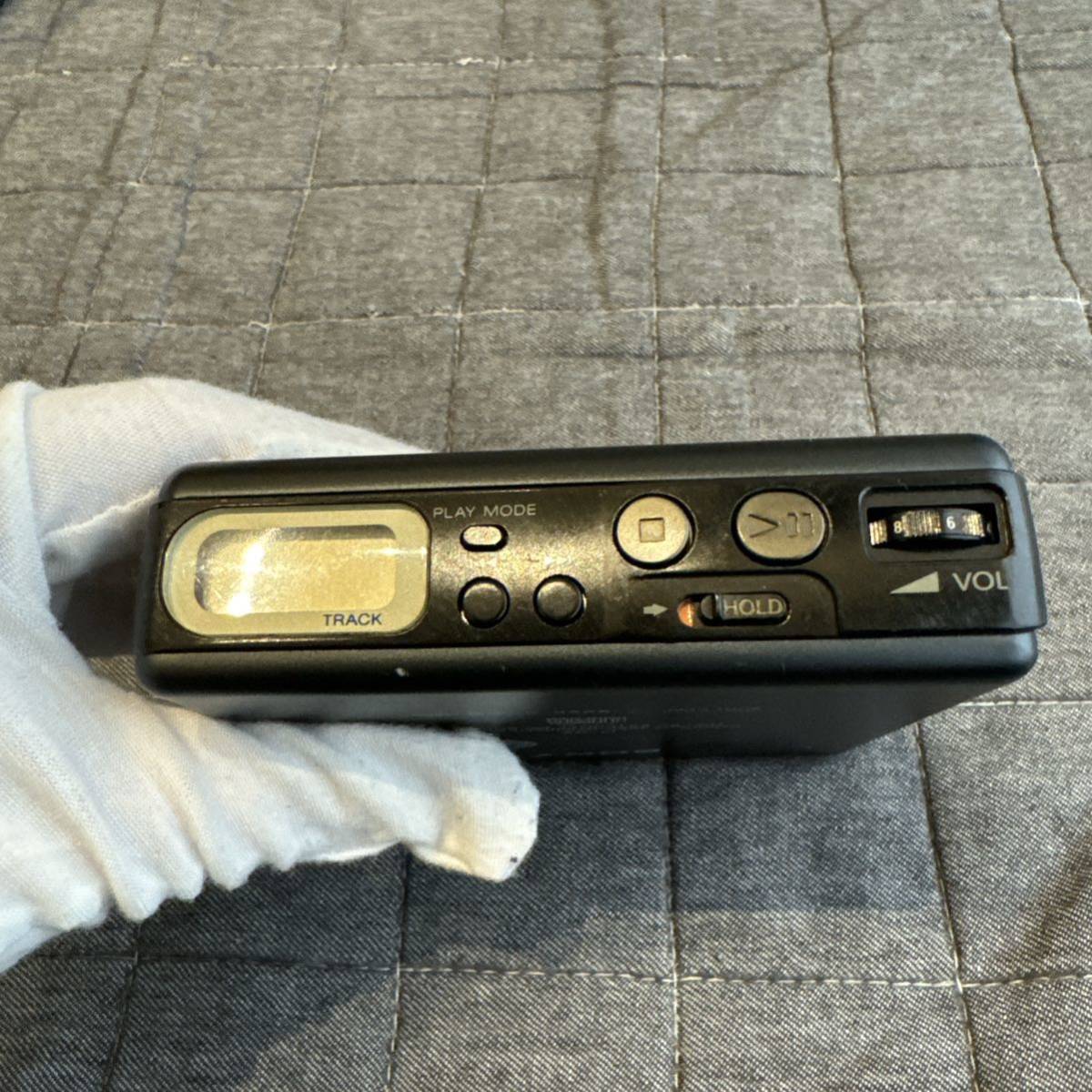 SONY Sony CD Walkman D-82 BP-2EX attaching Junk WALKMAN