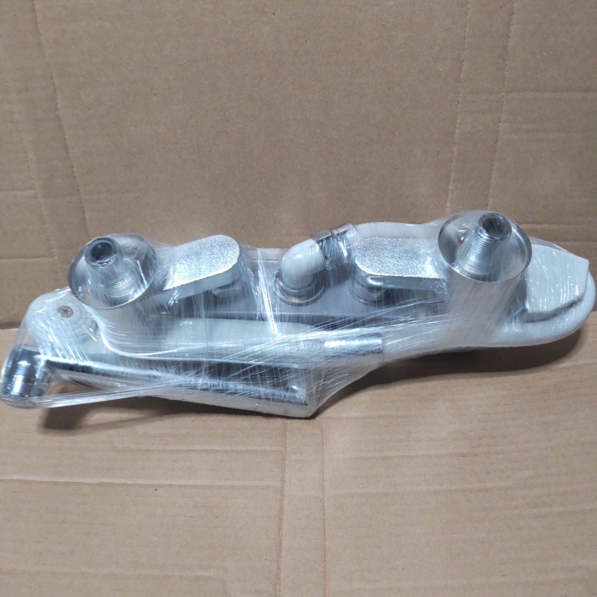 シャワー付き水栓 KVK HKT400G 未使用品 キズ有り 欠品有り品 シャワー付き水栓 KVK HKT400G 未使用品 キズ有り 欠品有り品