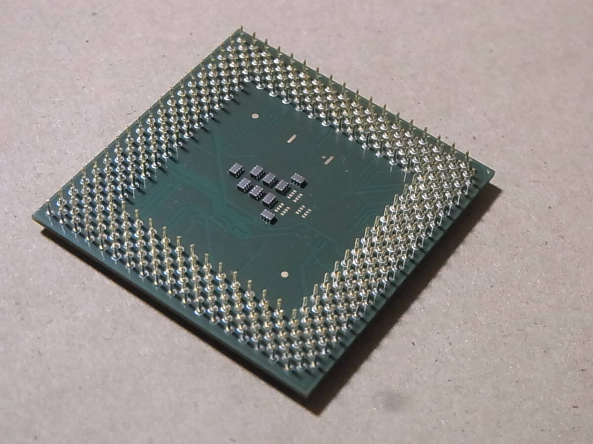 ◎Intel Pentium3/PentiumⅢ-S 1.4GHz SL6BY 1400/512/133/1.45 Tualatin Socket 370 (Ci0546)_画像4