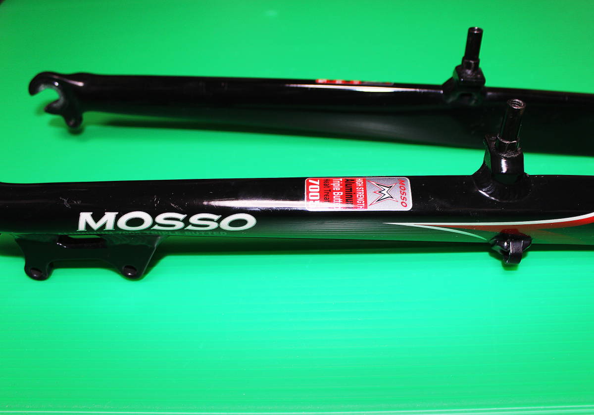 MTB MOSSO　２６インチ　7075アルミフロントフォーク　 Vブレーキ／ディスクブレーキ　中古品_画像2