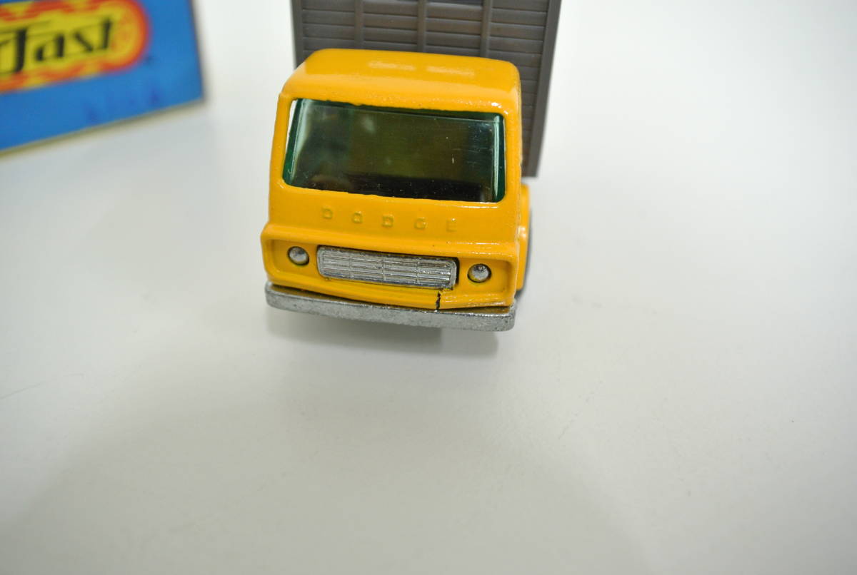 玩具祭 マッチボックス ミニカー スーパーファスト NEW 37 キャトルトラック 箱付 牛2頭 MATCHBOX Superfast CATTLE TRUCK_画像10