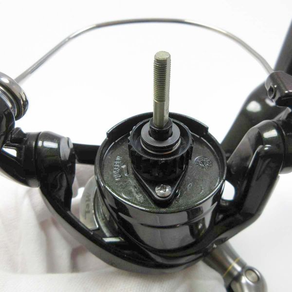 SHIMANO 18カーディフ CI4+ C3000MHG　／管理AS5414／02_画像6