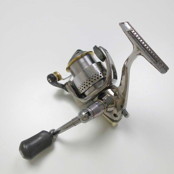 9590円 シマノ 00ステラ ミレニアムエディション 2500SS 左巻き 9590円 シマノ 00ステラ ミレニアムエディション 2500SS 左巻き