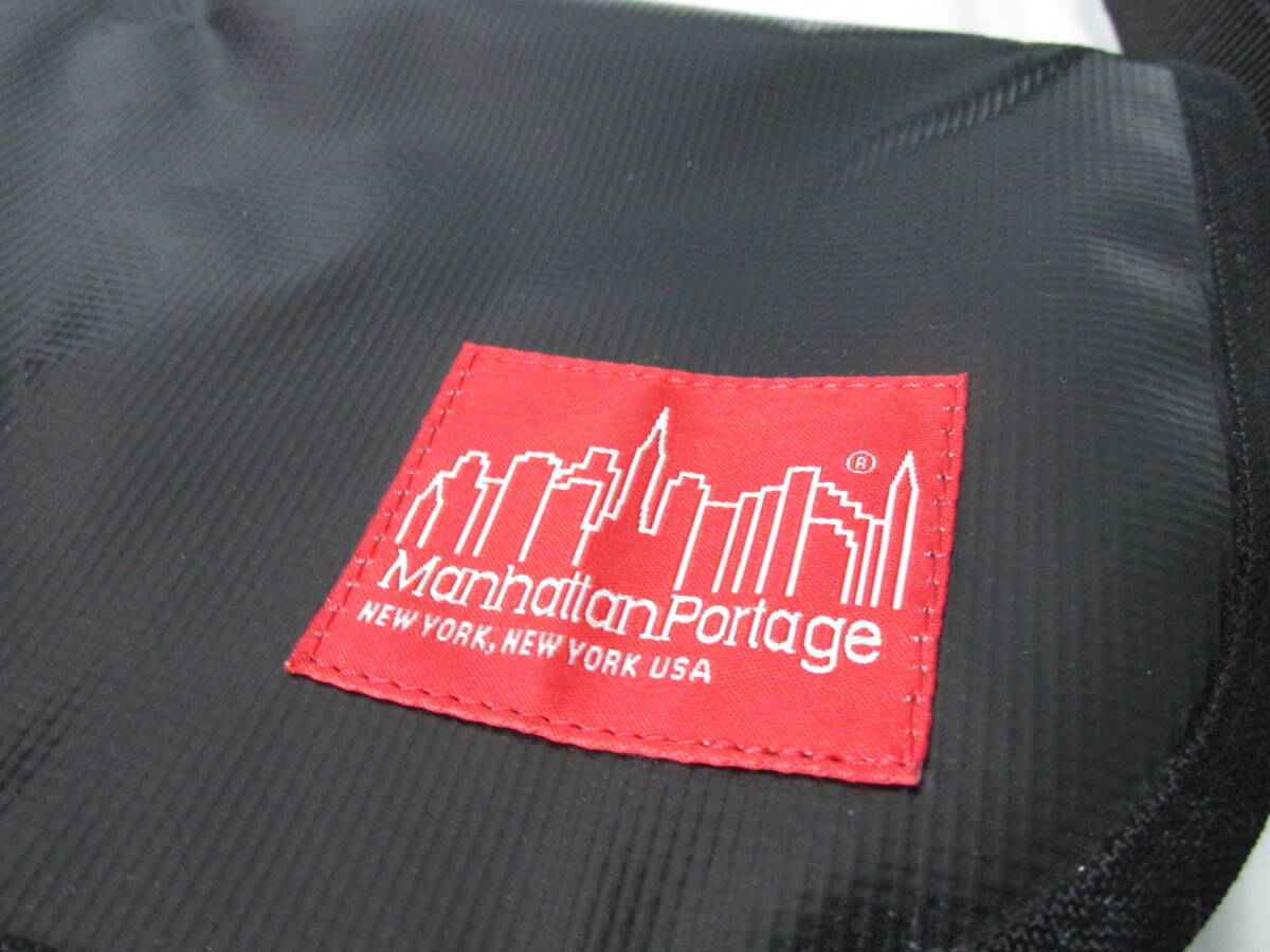 《超美品》Manhattan Portage マンハッタンポーテージ　ショルダーバッグ　メッセンジャー　クロスボディ　塩ビ_画像2