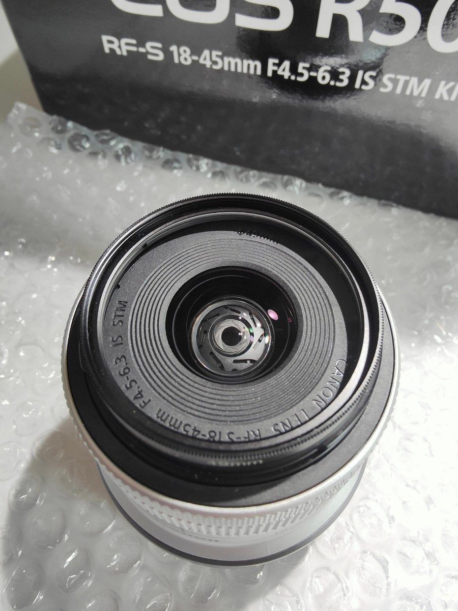 Canon キヤノン RF-S18-45mm F4.5-6.3 IS STM　レンズ