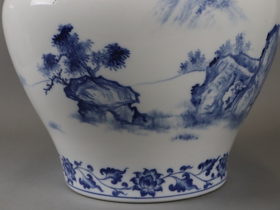 中国美術 中藝陶瓷 染付 美人画 蓋物花瓶 高49cm 壷 飾壺 細密細工 古美術品[c208]の画像7
