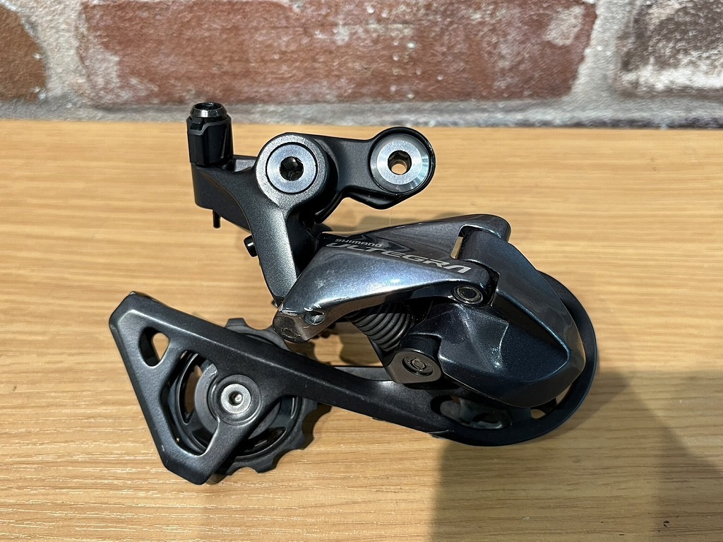 シマノ SHIMANO ULTEGRA リアディレーラー 11s RD-R8000