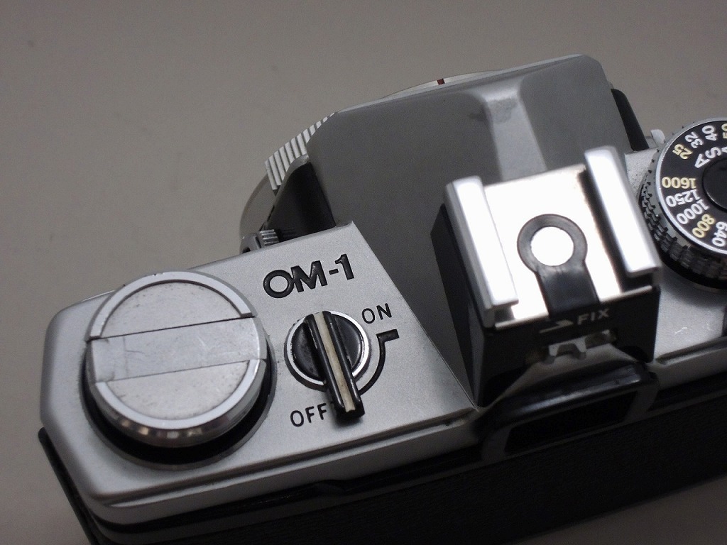 オリンパス OLYMPUS フィルム一眼レフカメラ ボディ シルバー OM-1_画像5