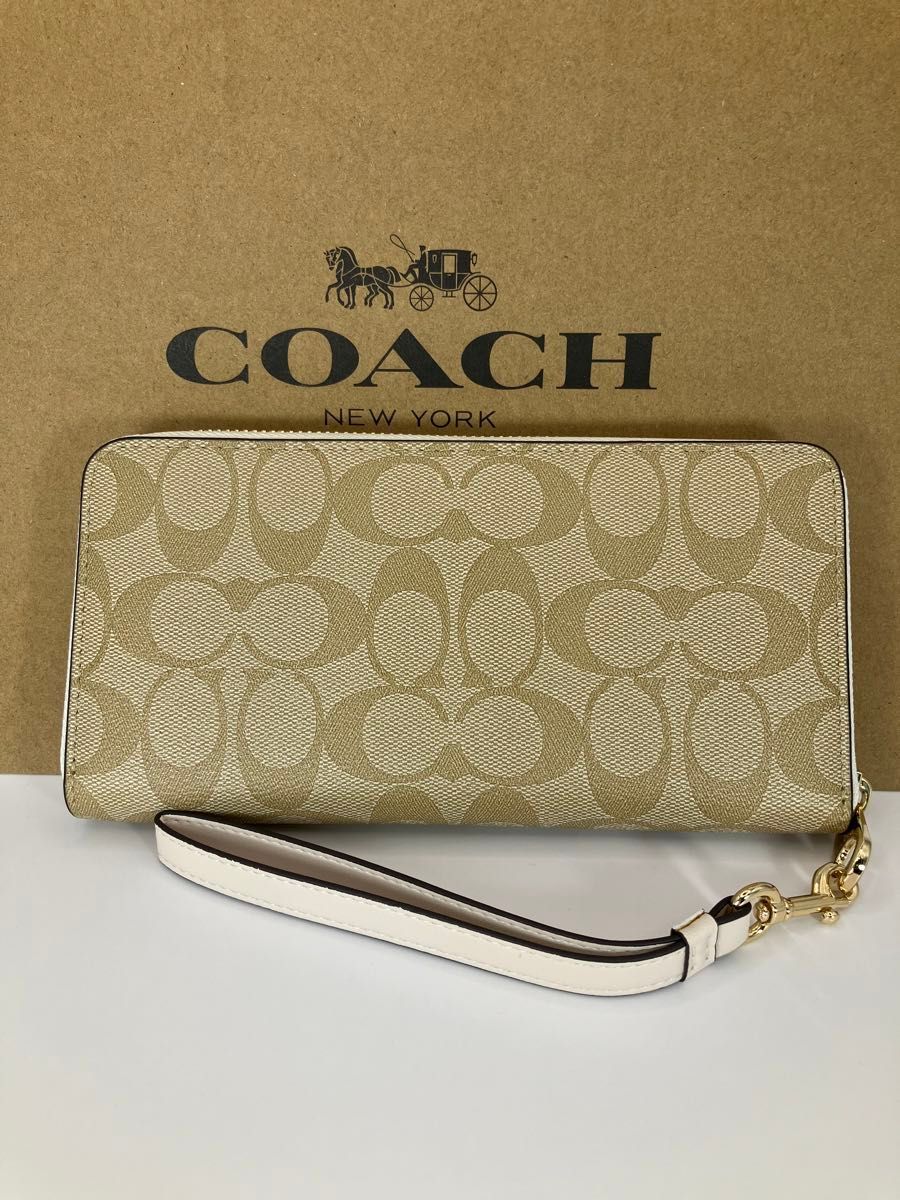 新品未使用　coachコーチ ベージュシグネチャー長財布