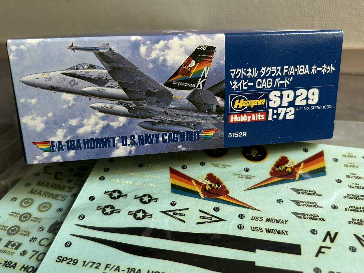 ハセガワ 1/72 F/A-18A ホーネット ネイビーCAGバード 米海軍艦上戦闘攻撃機 内袋未開封 〒350円 定形外郵便(追跡補償なし)他_画像6