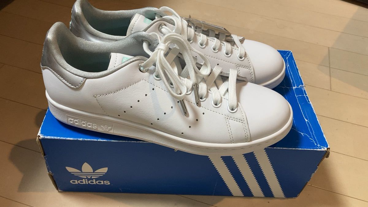 新品未使用品アディダス STAN SMITH W 25.5㎝　_画像5