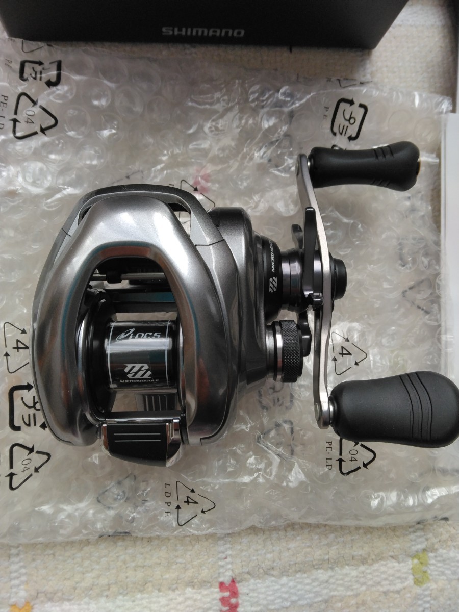 シマノ　15メタニウムDC　右ハンドル　ノーマルギヤ　SHIMANO_画像2