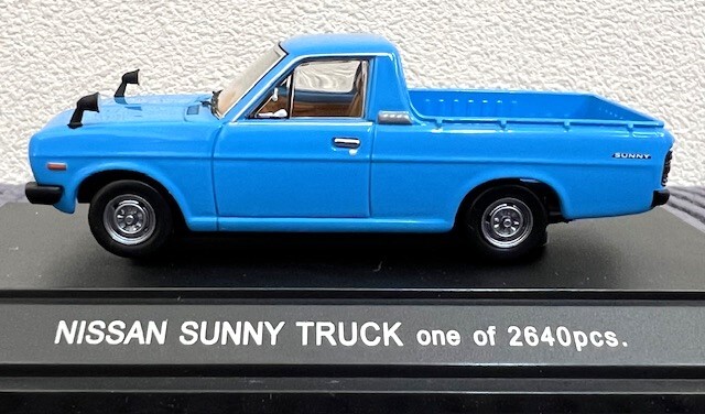 EBBRO/エブロ ミニカー 1/43 NISSAN SUNN TRUCK one of 2640pcs 箱付きの画像2