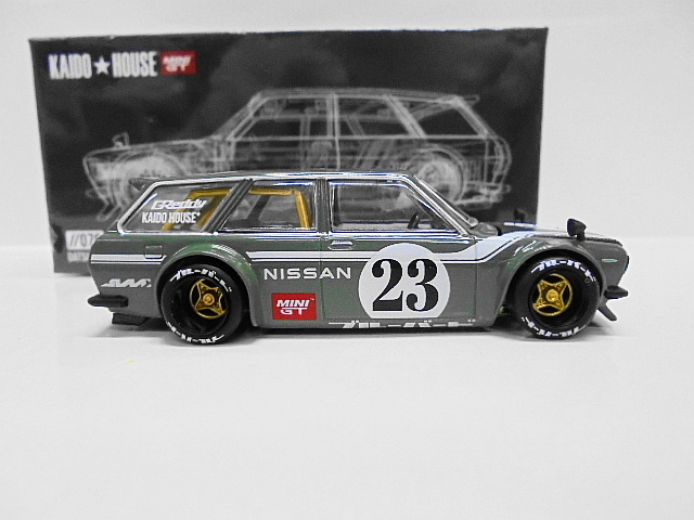 ■未開封品発送■ MINI GT 街道ハウス ダットサン 510 ワゴン ミニカー 日産 ブルーバード 1/64 ジュンイマイ 62 旧車の画像1