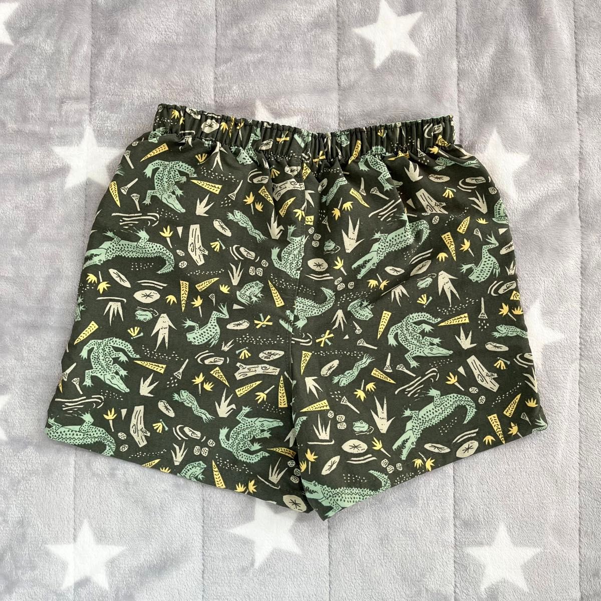 patagonia バギーズショーツ ショートパンツ 5t ワニ柄 水陸両用 patagonia バギーズショーツ ショートパンツ 5t ワニ柄 水陸両用