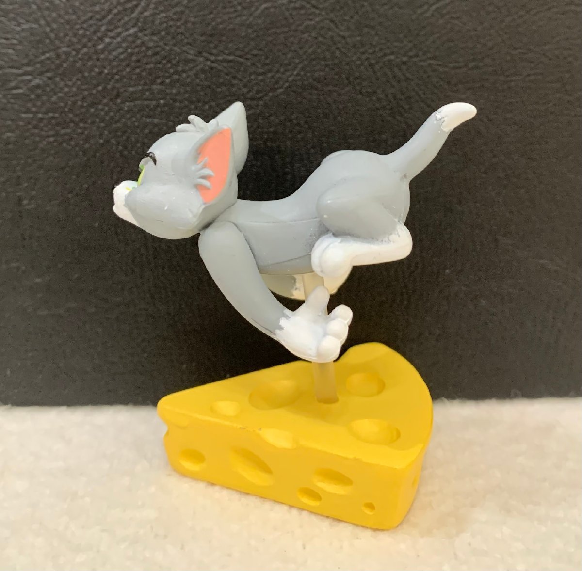 Tom runs with cheese [ Tom . Jerry LOVE CHEESE коллекция ] фигурка * размер примерно 4.5cm(wb