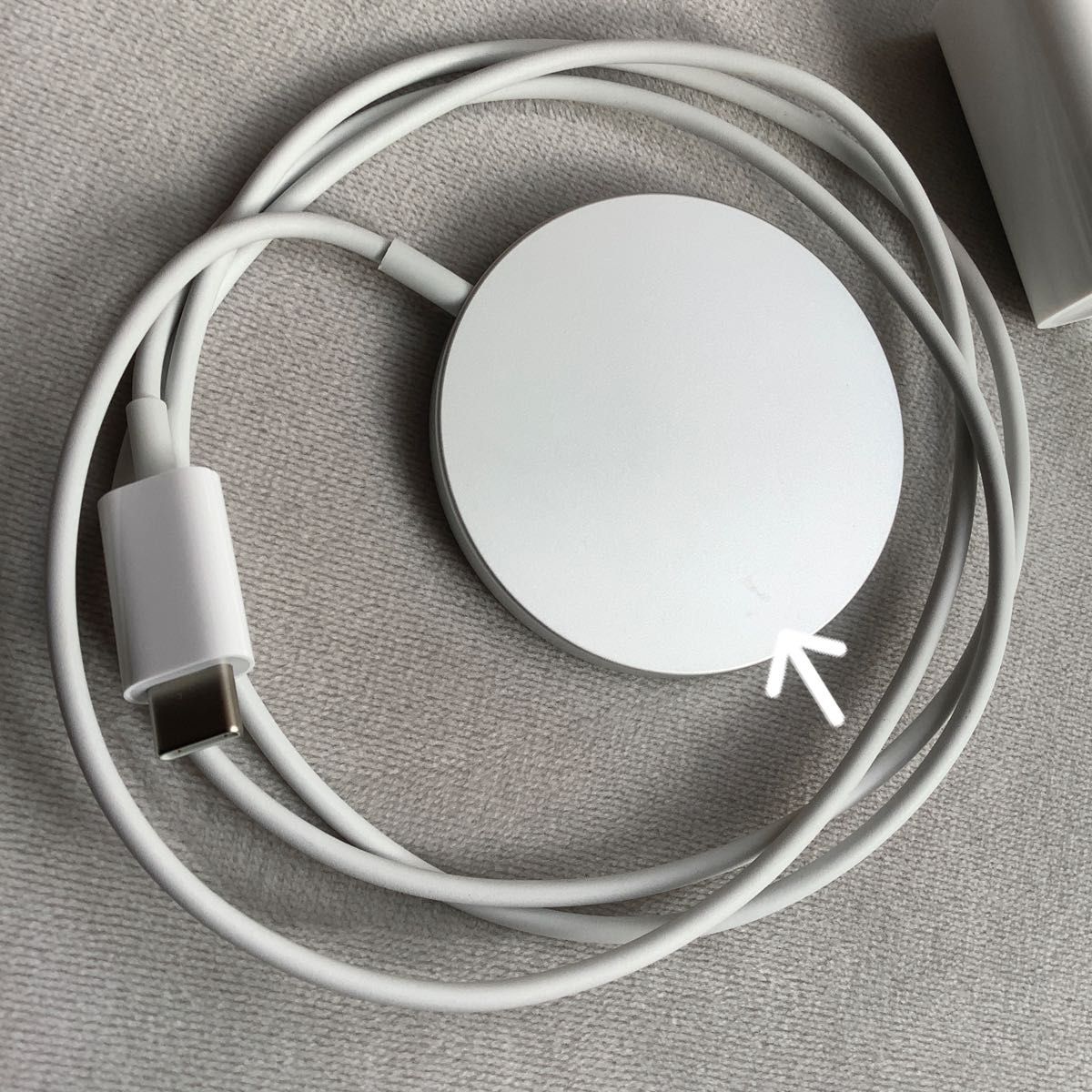 Apple iPhone 充電器 20W USB-C電源アダプタ MagSafe充電器 Apple iPhone 充電器 20W USB-C電源アダプタ MagSafe充電器
