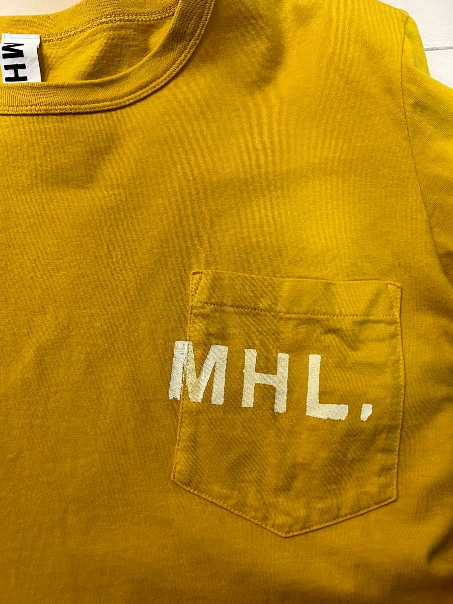 MHL ロゴTシャツ