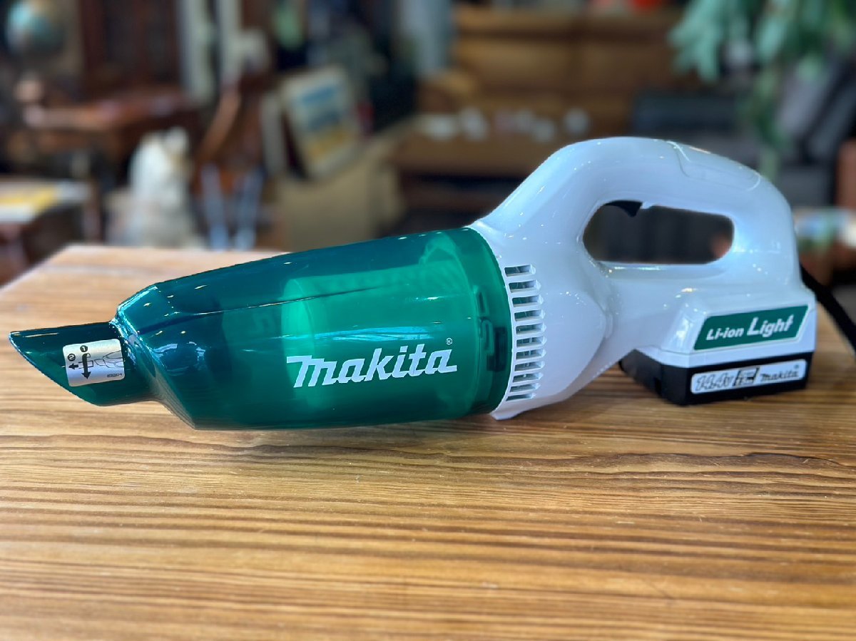 ★超美品! マキタ makita 充電式クリーナー MCL143DS 14.4V バッテリー1個 充電器　セット_画像4