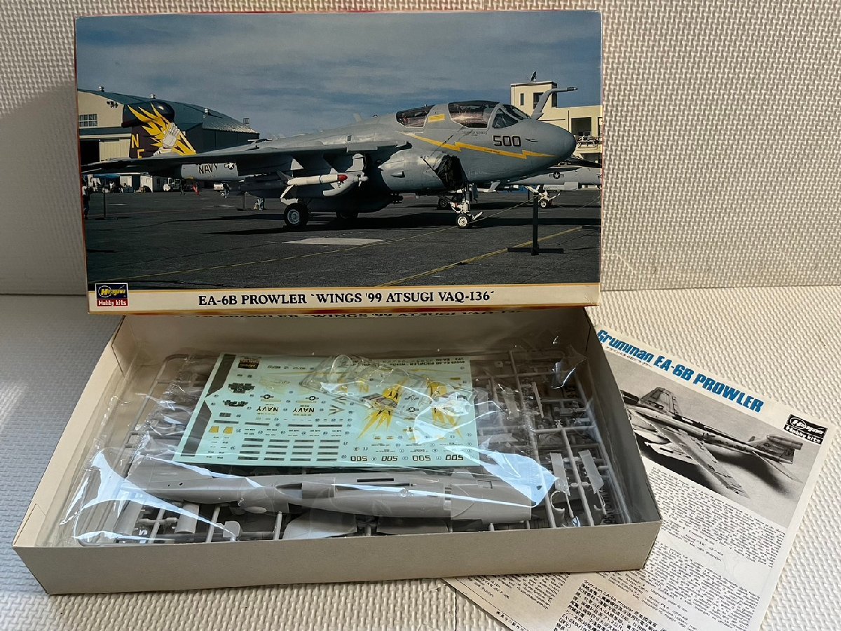 ■ 当時物！未組立！ Hasegawa ハセガワ 1/72 EA-6B プランター ウィングス ’99 厚木 VAQ-136 アメリカ海軍 海兵隊 艦上電子戦用機 ★_画像1