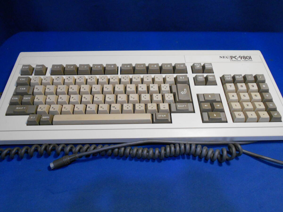NEC　PC-9801　キーボード　中古品　_画像1