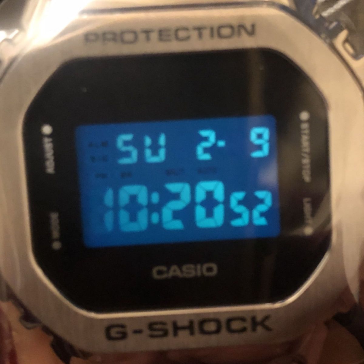 ☆  CASIO G-SHOCK GM-5600-1   シルバー☆ Gショック