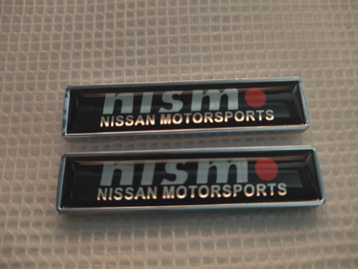 【２個セット】NISMO(ニスモ) エンブレムプレート 縦1.4cm×横5.8cm×厚3mm 日産 ニッサン NISSANの画像1