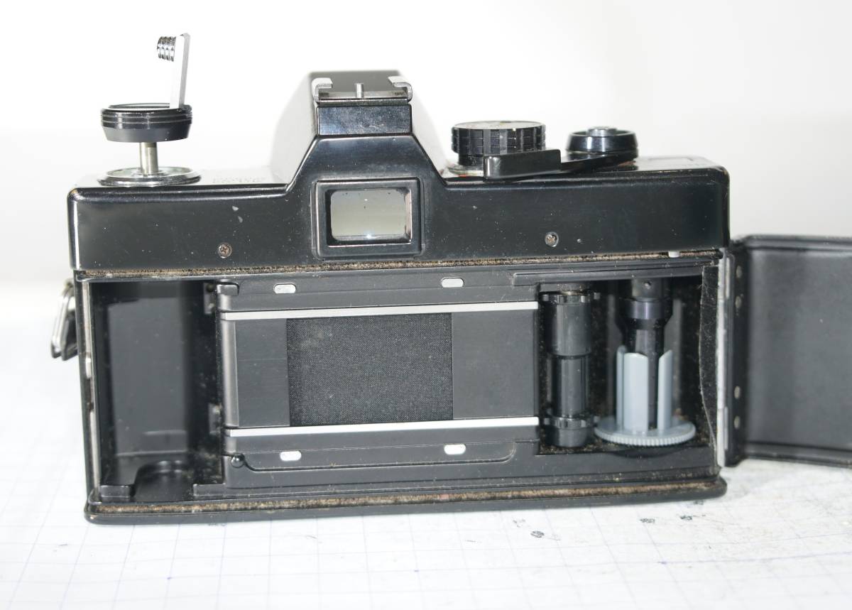 6800円 クラシックカメラ・ミノルタ 『Minolta SRT 101 』1.7/55 6800円 クラシックカメラ・ミノルタ 『Minolta SRT 101 』1.7/55