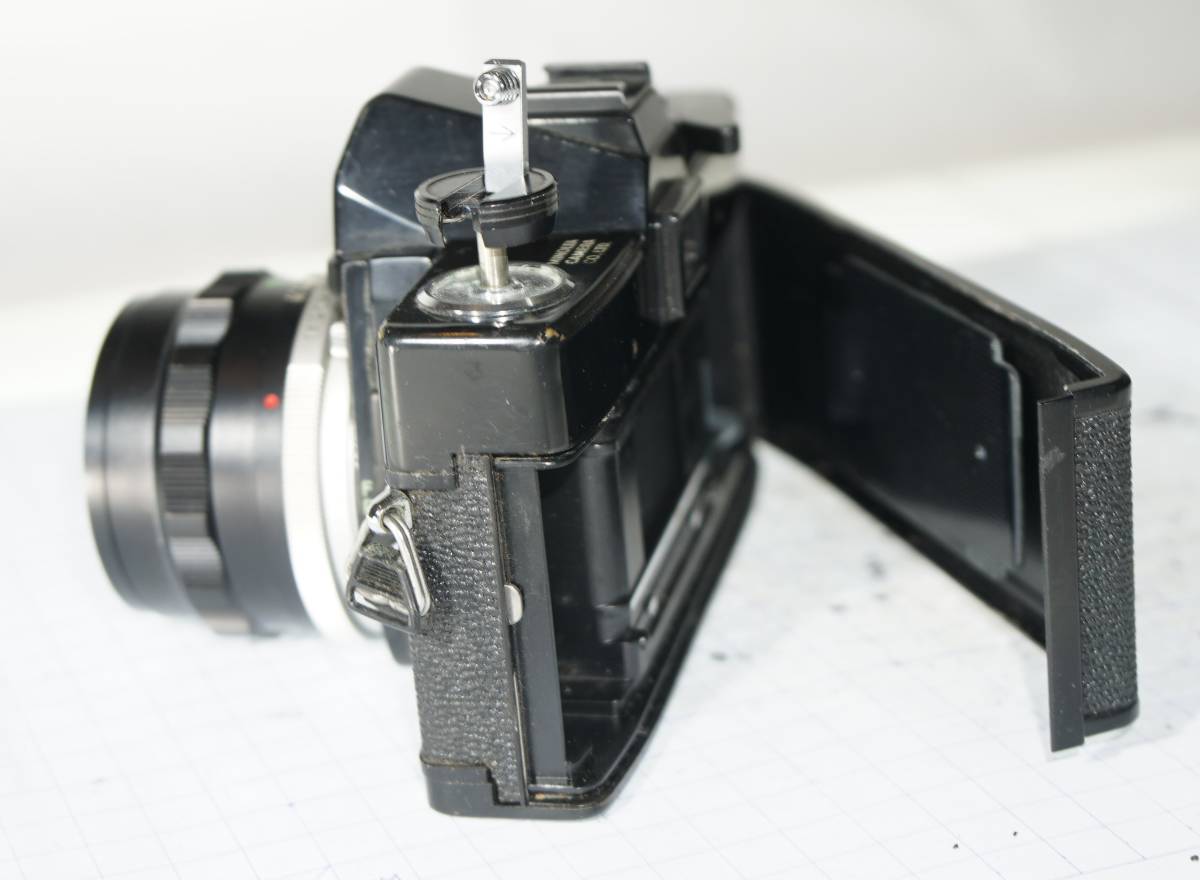6800円 クラシックカメラ・ミノルタ 『Minolta SRT 101 』1.7/55 6800円 クラシックカメラ・ミノルタ 『Minolta SRT 101 』1.7/55