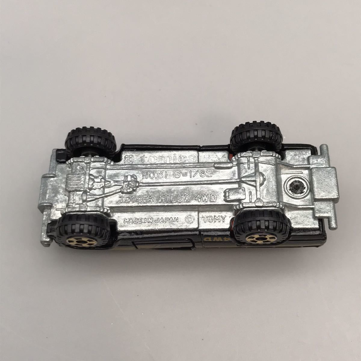 tomica トミカ TOYOTA HILUX 4WD トヨタ ハイラックス No.61 1/62 ミニカー 黒 ブラック 日本製 コレクション 9138 おもちゃ おすすめ_画像8