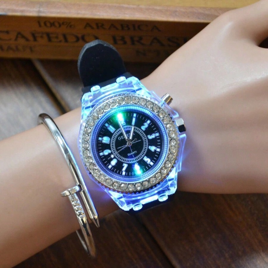 腕時計 メンズ クォーツ 光る時計透明発光機能クォーツレディース腕時計若者学生ファッションシリコーンレディース腕時計カジュアルスポ_画像3