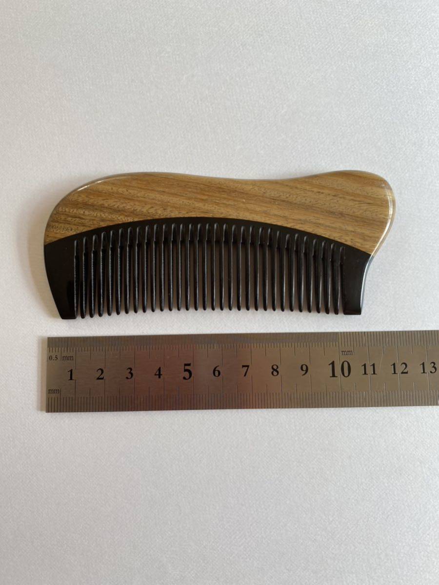  rare tree high class natural green .. tree cow angle comb . gloss . comb green sandal wood ....