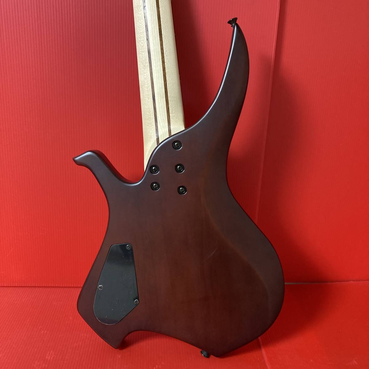 Yahoo!オークション - ほぼ未使用品 GFC Guitar Factory 8弦 Yahoo!オークション - ほぼ未使用品 GFC Guitar Factory 8弦
