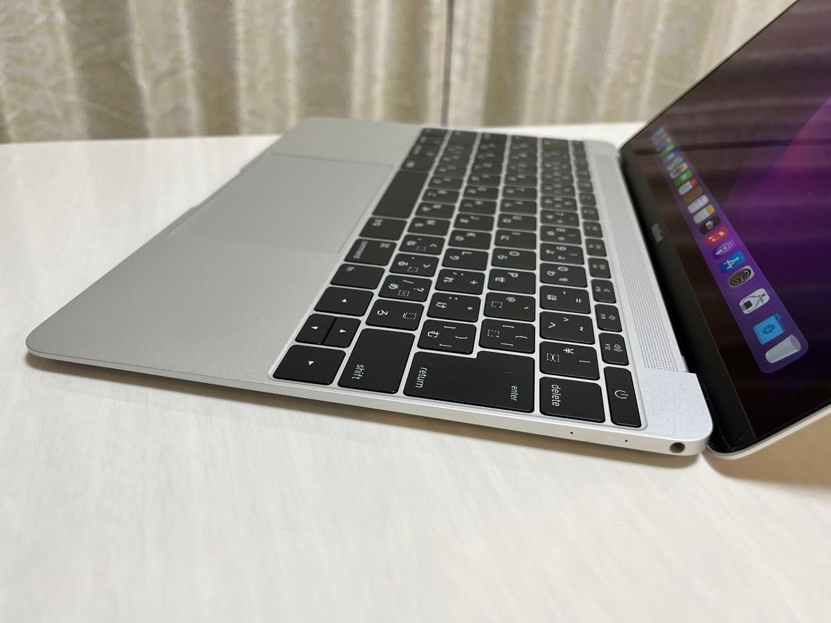 値下げ　美品　Apple MacBook 2016 12インチ 充放電83回