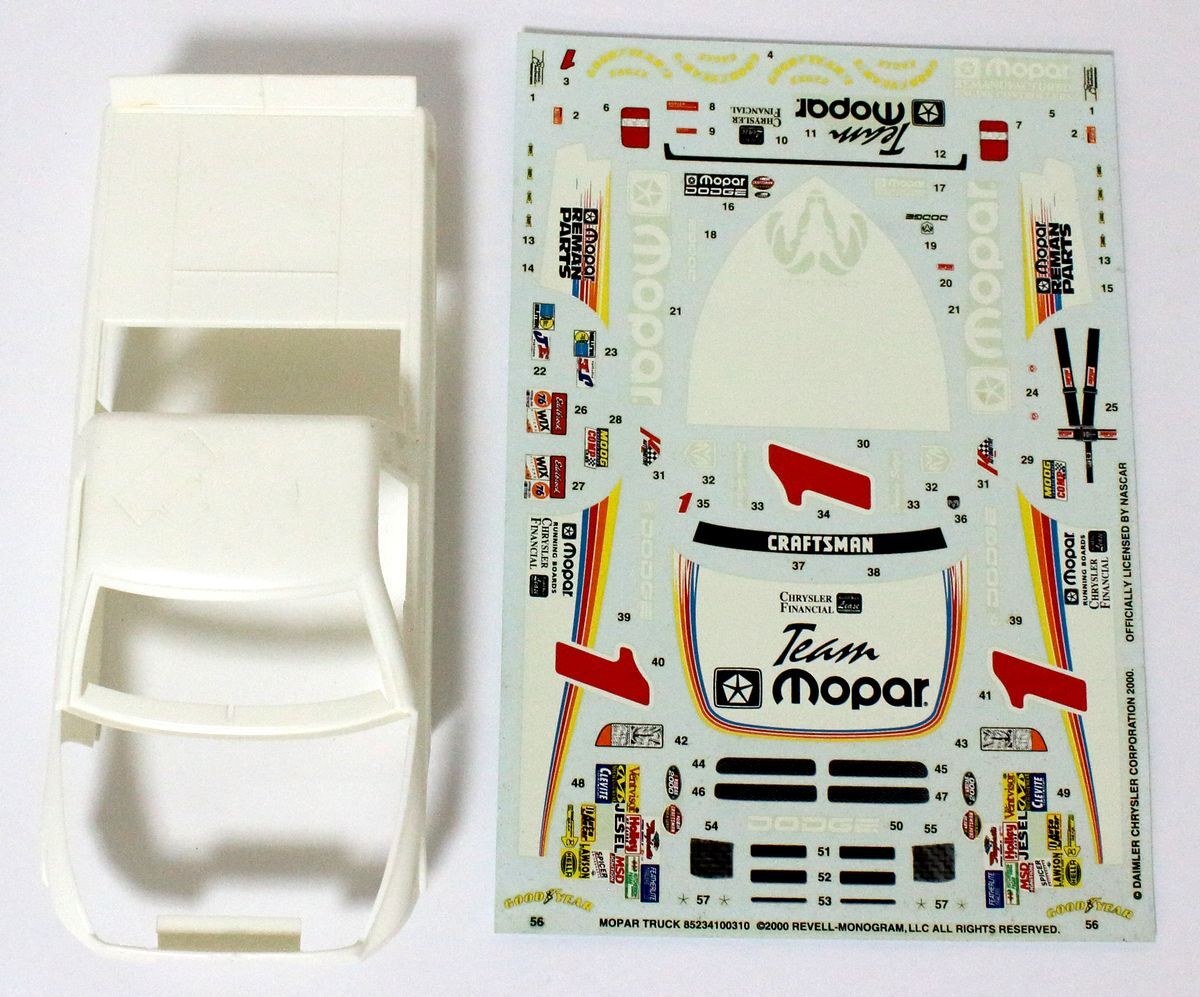 ○ 【未組立】 Revell 1/24 ダッジレーストラック Mopar Performance Parts Dodge Race Truck ○MOF08586　レベル_画像5