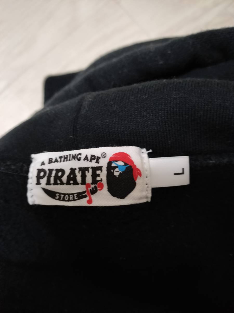 A BATHING APE/アベイシングエイプ/PIRATE STORE限定/APE CROSSBONE PULLOVER HOODIE/猿×クロスボーンパーカー/SIZE L/裏起毛_画像7