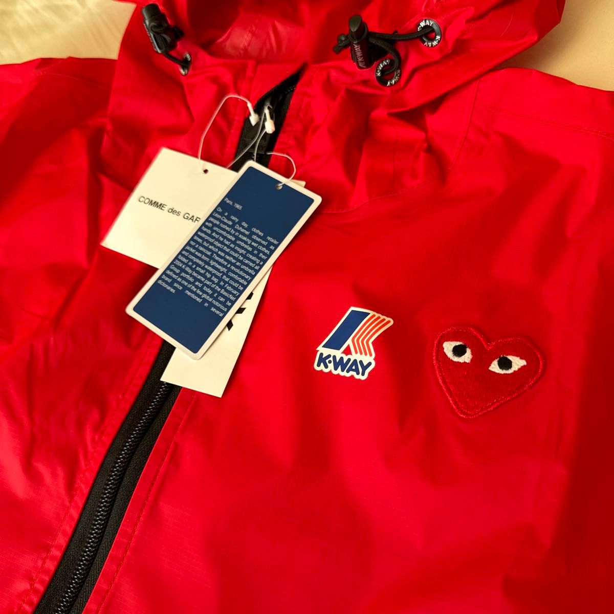 COMME DES GARCONS コムデギャルソン KWAY CDG レッド ナイロン COMME DES GARCONS コムデギャルソン KWAY CDG レッド ナイロン