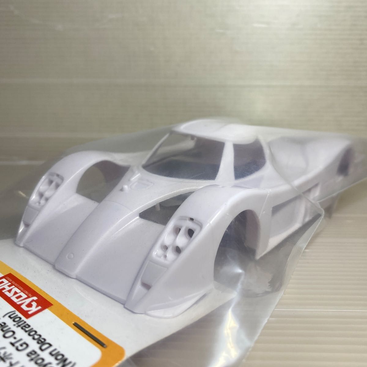 京商ミニッツToyota GT-One TS020ホワイトボディセット（未塗装） MZN158